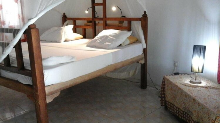 Alhapa Beach Hotel - Photo4