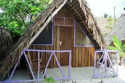 Bahari Pizza Restaurant Bungalows - Photo2