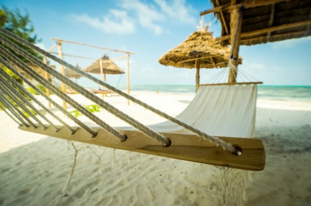Blue Waves Bungalows - Photo2