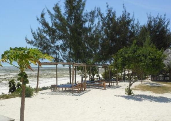 Mbuyuni Beach Village - Photo4