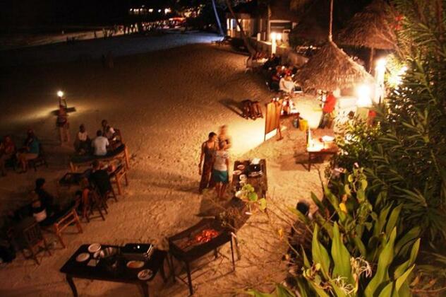 Red Monkey Beach Lodge - Photo4