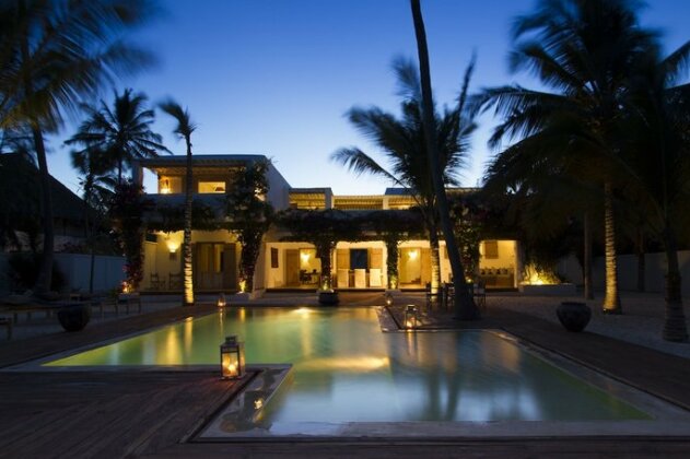 Uzuri Villa - Photo2
