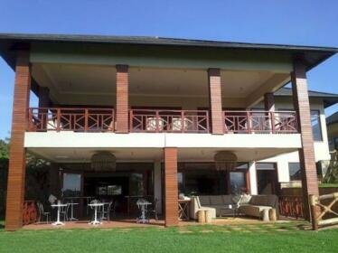 Acacia Farm Lodge