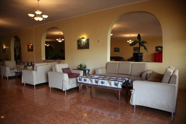 Highview Hotel Karatu - Photo2