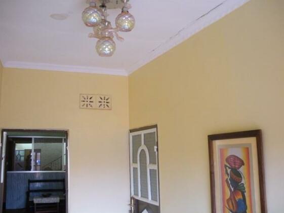 Jambo Rooms - Photo2