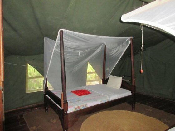 Kiboko Bushcamp - Photo5