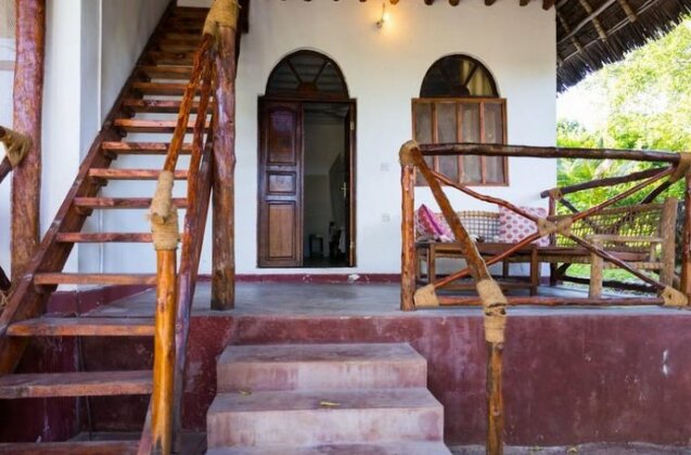 Lazy Beach House - Photo2