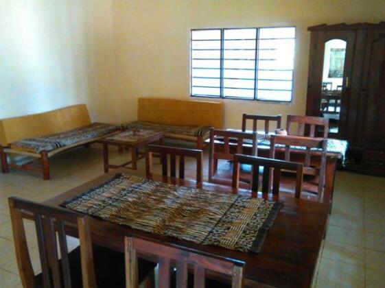 Mama Njoe Lodge - Photo5