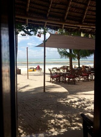 Simba Beach Zanzibar - Photo5