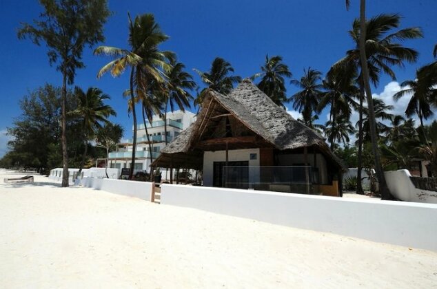 Turtle House Kiwengwa - Photo2