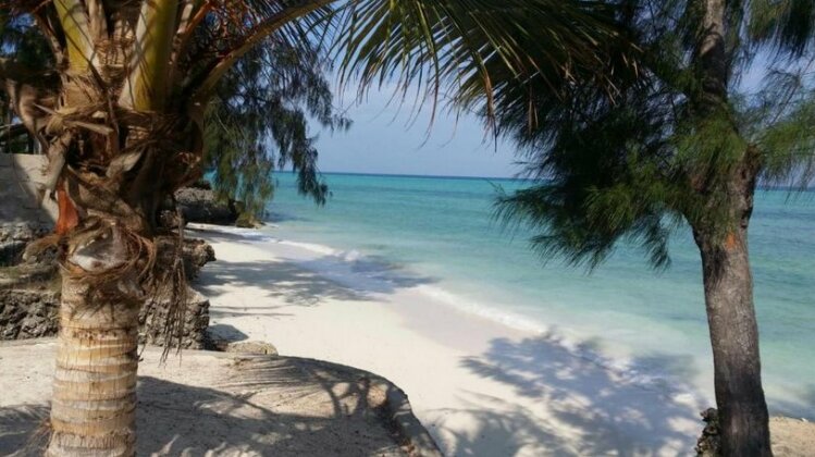 Coco Reef Lodge - Photo2