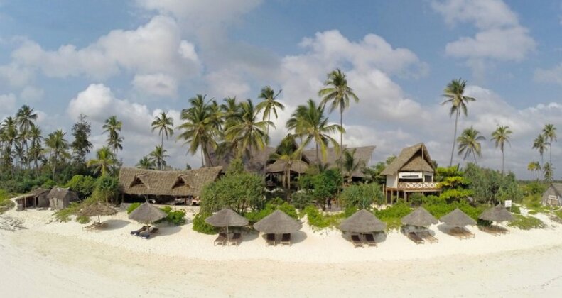 Kena Beach Hotel - Photo2