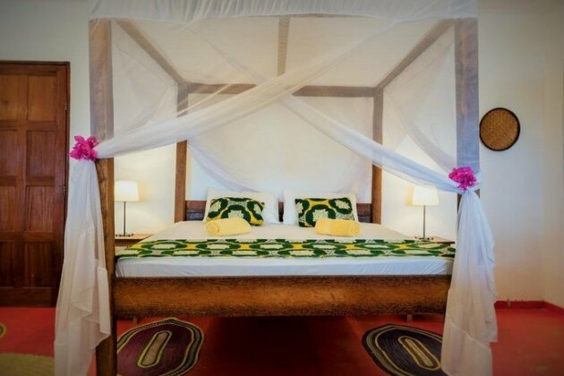 Maji Lodge