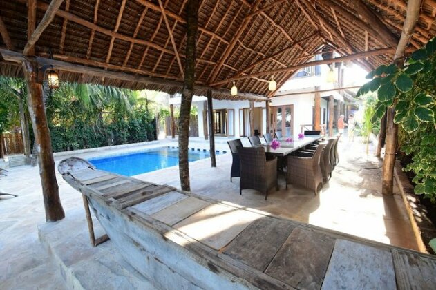 Tamani Villas - Photo3
