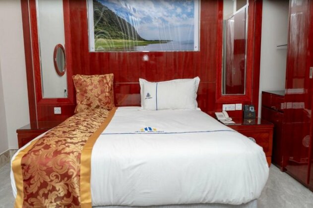 Royal Tughimbe Hotel - Photo3
