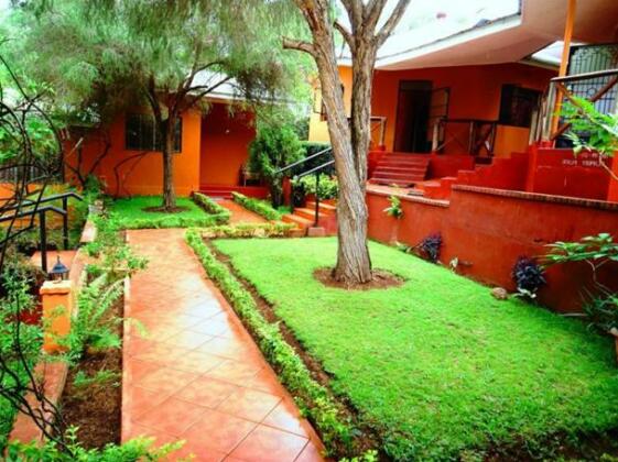Babylon Lodge - Photo2