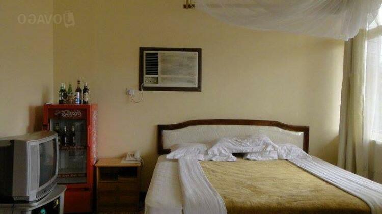 Central Paris Hotel & Tours Kilimanjaro - Photo3