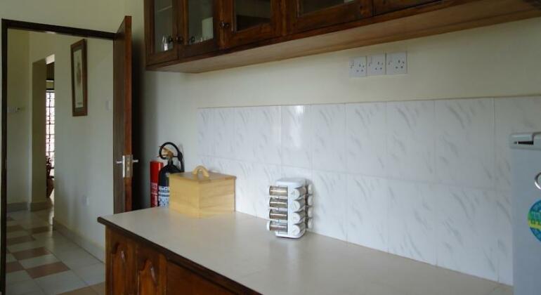 Kili-Konka Holiday Villa - Photo3