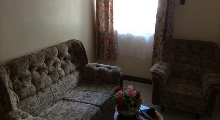 Kilimanjaro Crane Hotel - Photo3