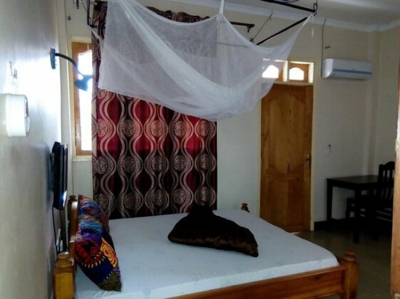 Kilimanjaro Grand Hostel - Photo5