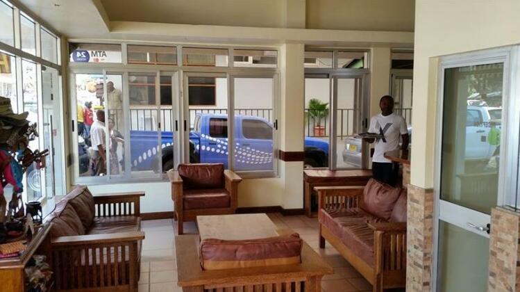 Leopard Hotel - Photo4