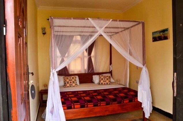 Raha Hostel - Photo4