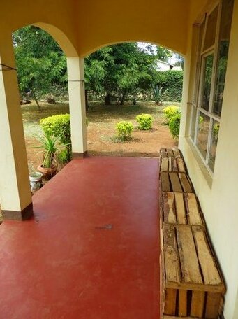 The Backyard Hostel - Photo2