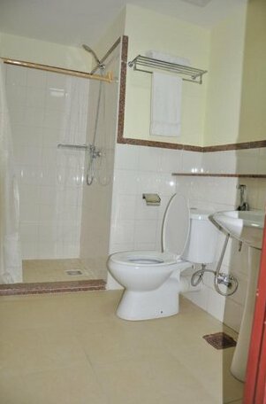 Luwa Evergreen Hotel - Photo4