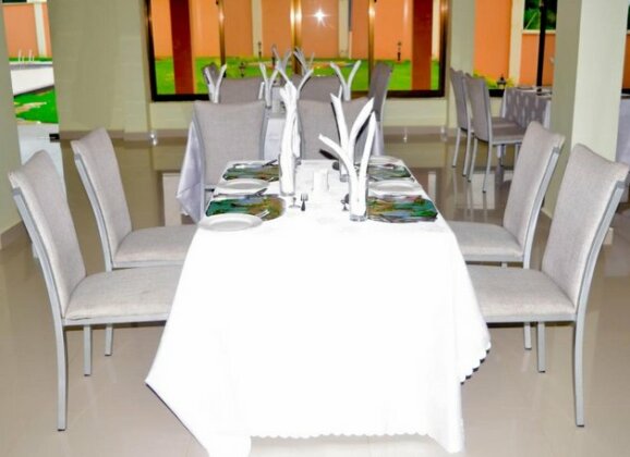 Luwa Evergreen Hotel - Photo5