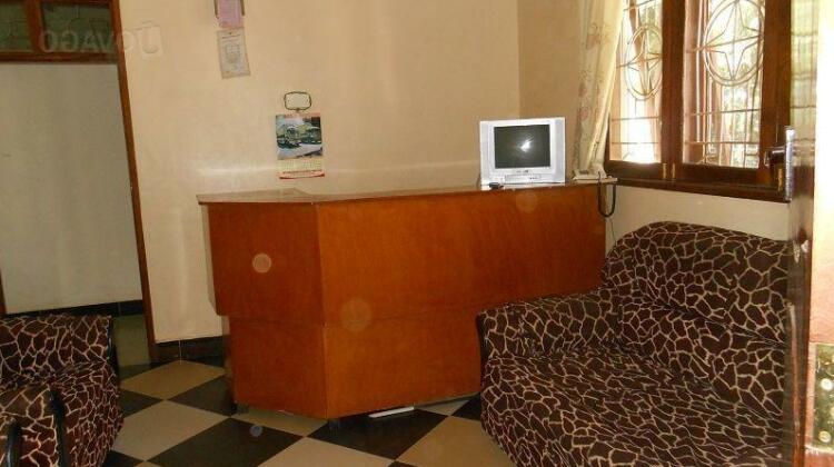 Elly's Motel - Photo2