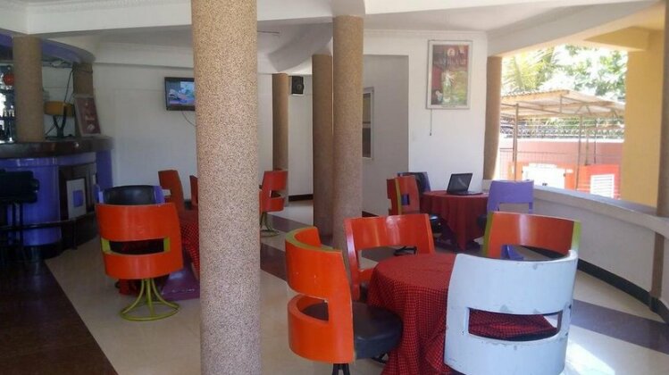 Green Palm Hotel Mwanza - Photo2