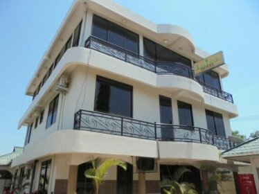 Laverny Hotel