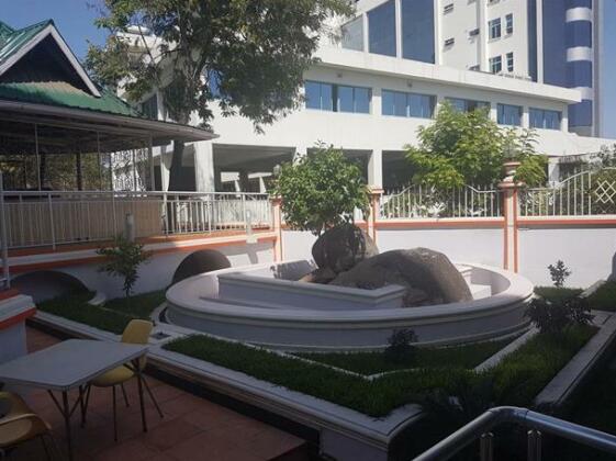 New Holmand Hotel - Photo4