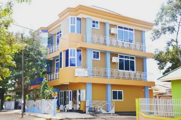 Peli Hotel