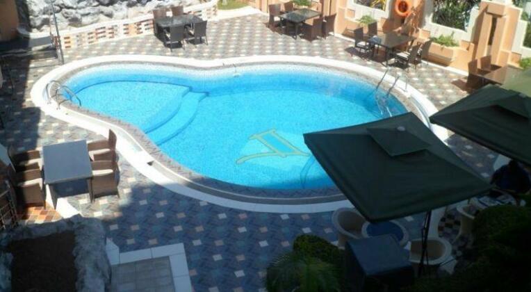 Victoria Palace Hotel - Photo2