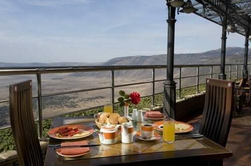 Ngorongoro Wildlife Lodge - Photo4