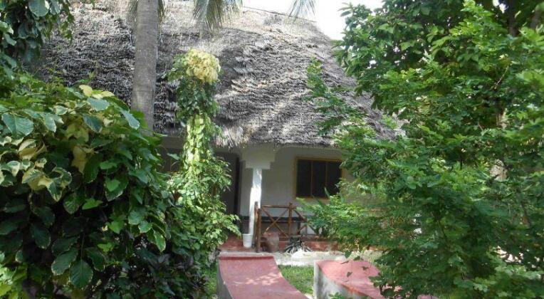 Romantic Bungalows - Photo3