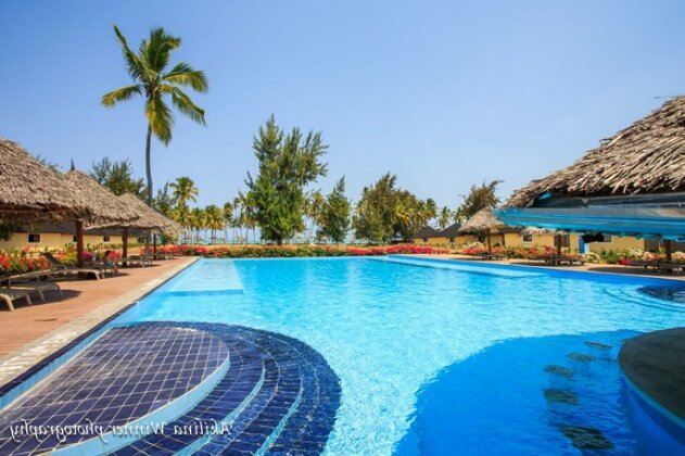 Khulala Ocean Blue Bungalows - Photo4