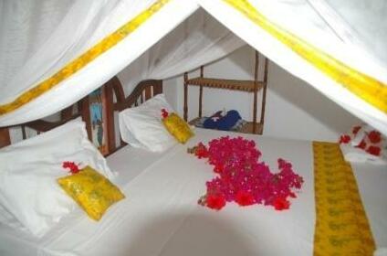 Ndame Beach Lodge - Photo2