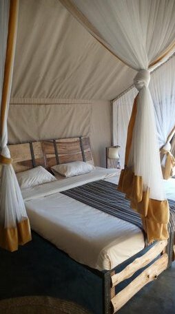 Robanda Safari Camp - Photo3