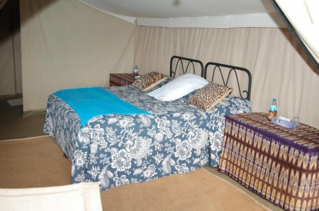 Serengeti Savannah Camps - Photo4