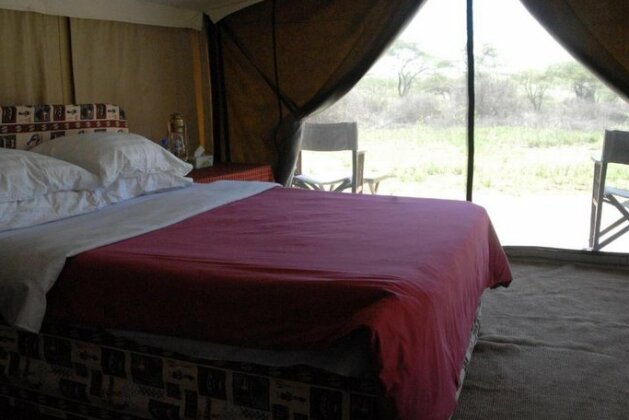 Serengeti Savannah Camps - Photo5