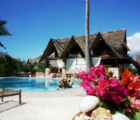 Samaki Lodge & Spa - Photo2