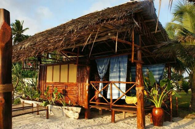 Uroa Bay Beach Resort - Photo5