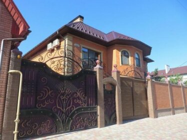Guest House - Italiyska Street