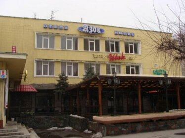 Hotel Azov