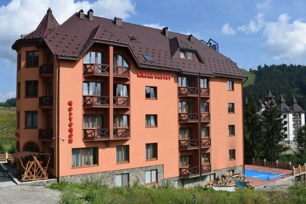  Photo 1