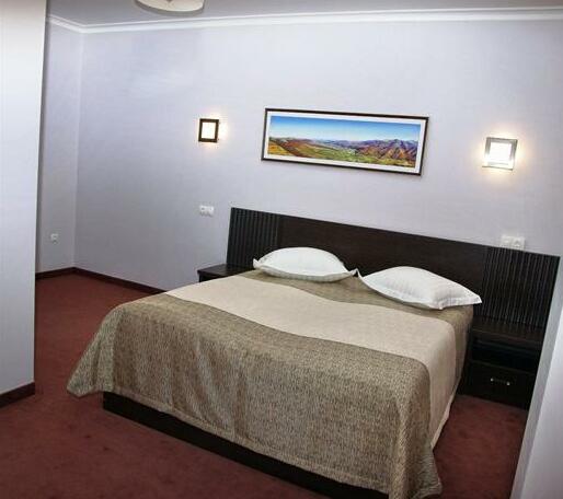MarMaros Hotel - Photo4