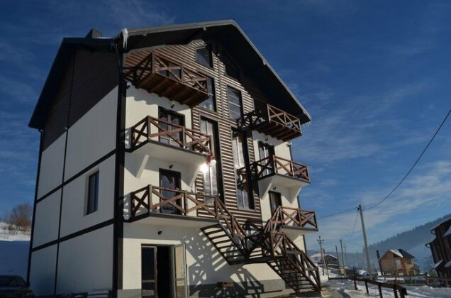  Photo 2