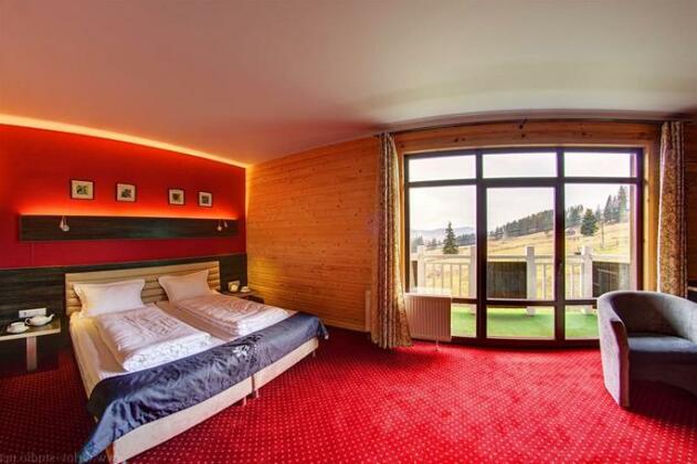 Park Hotel Fomich - Photo4